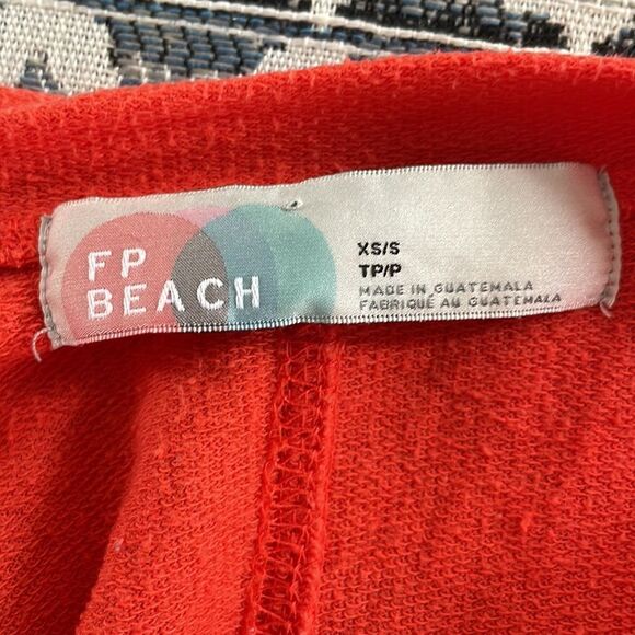 Free People Beach size XS/S orange longsleeved top with deep scoop back - Picture 6 of 6